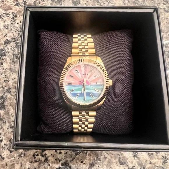 Timex x Jacqui Aiche Sunrise Limited Edition 36mm watch - Picture 12 of 16